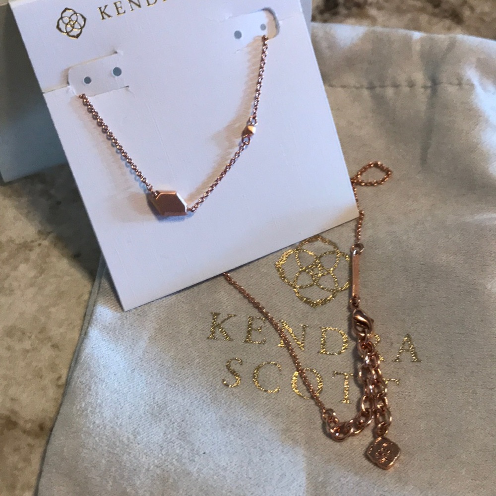 Kendra Scott Laureen Necklace